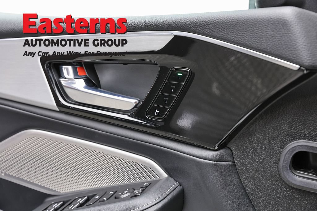 Used 2023 Acura MDX SH-AWD w/ Technology Package image 20