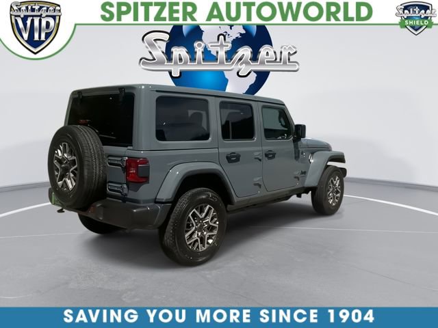 Used 2026 Jeep Wrangler Unlimited Sahara AWD/4WD image 3