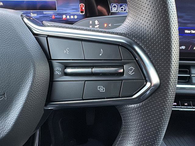 New 2026 Chevrolet Equinox EV LT image 5