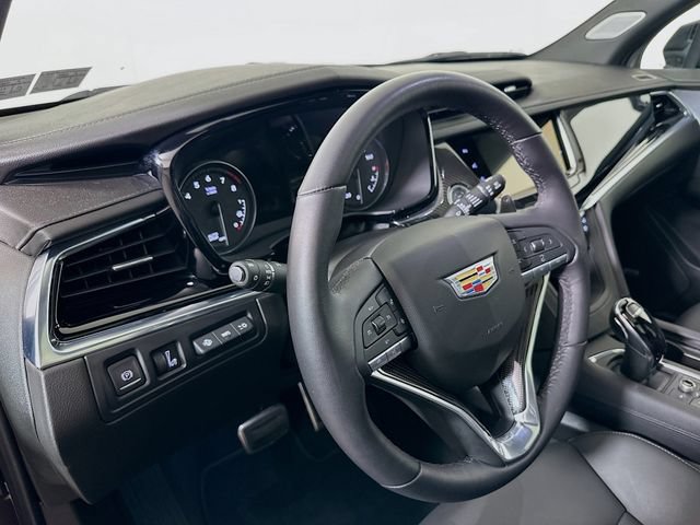 New 2025 Cadillac XT6 Sport w/ Technology Package AWD/4WD image 7