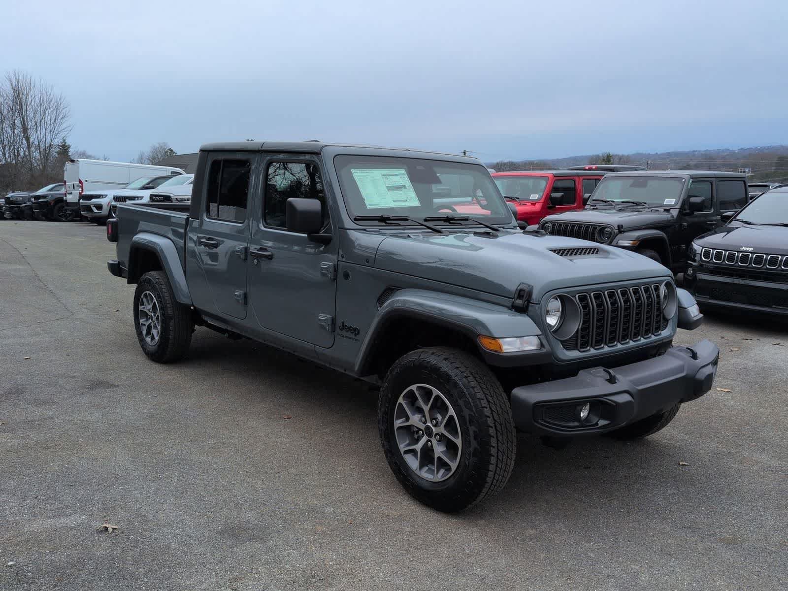 New 2026 Jeep Gladiator Sport AWD/4WD image 2