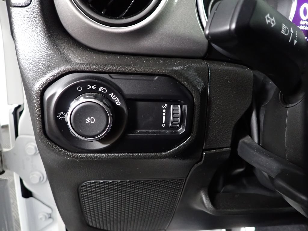 Used 2023 Jeep Wrangler Unlimited Sport AWD/4WD image 19