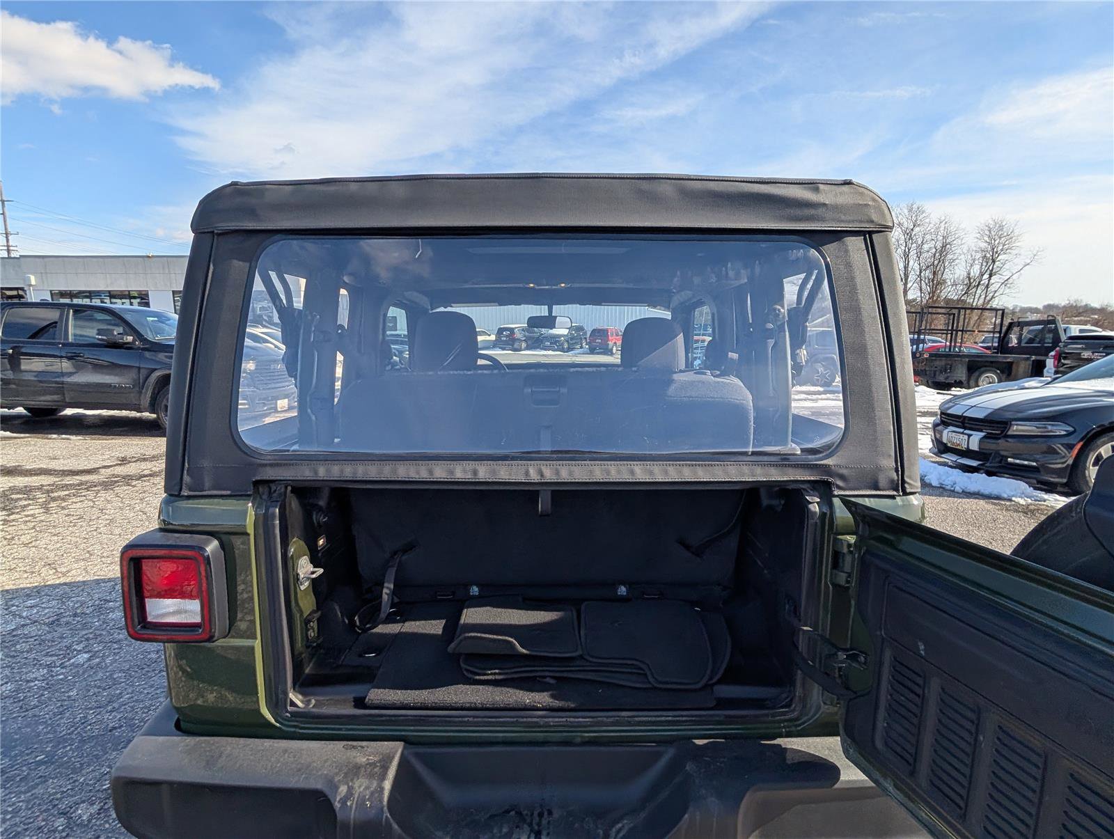 Used 2021 Jeep Wrangler Sport image 13