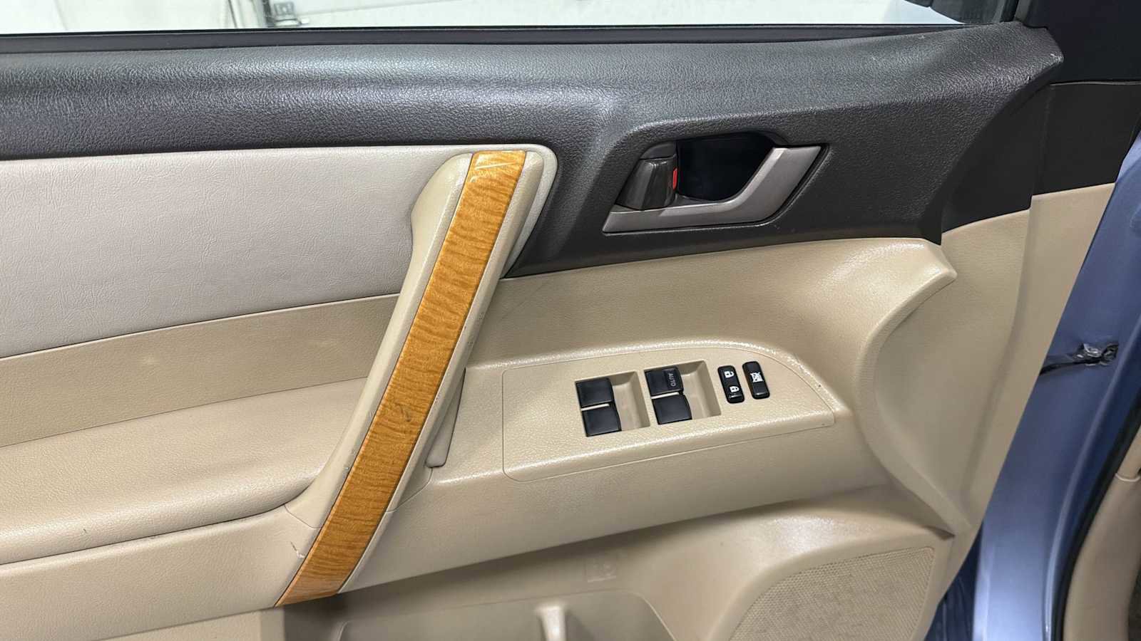 Used 2008 Toyota Highlander 4WD Hybrid image 15