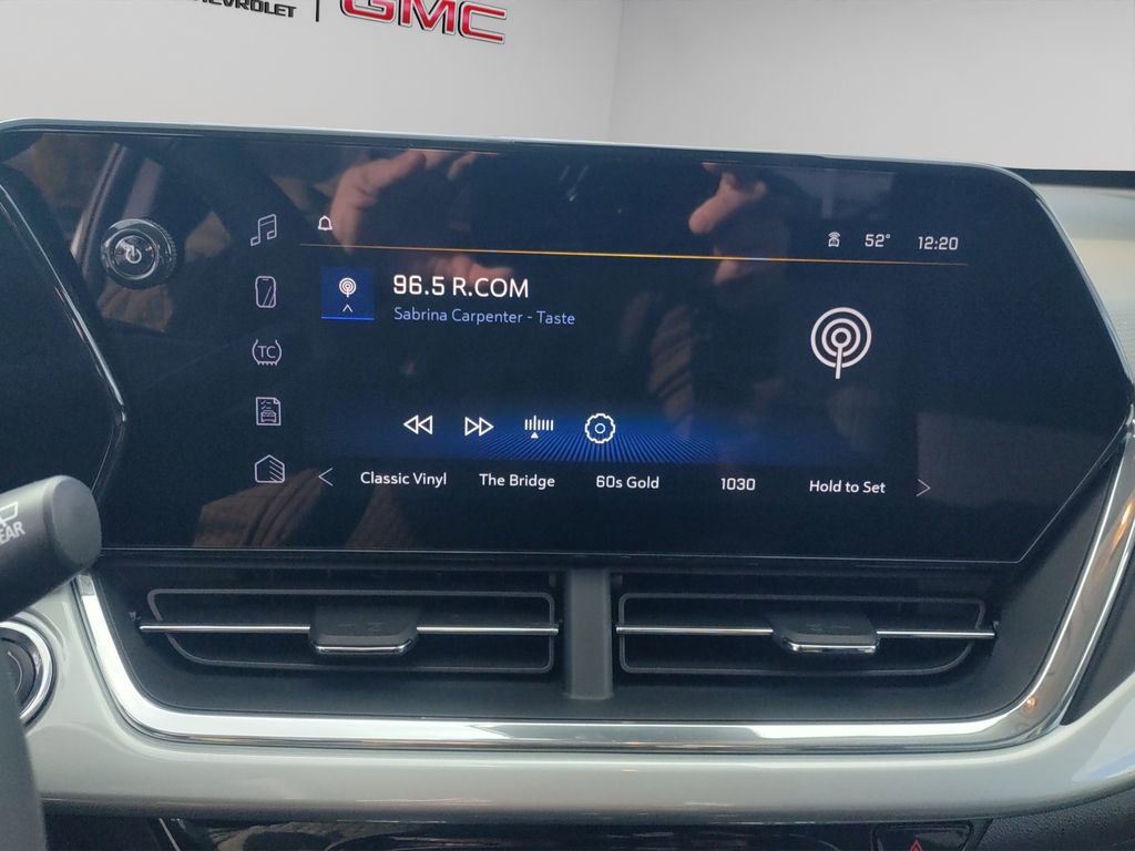 New 2025 Chevrolet Trax LT w/ Driver Confidence Package image 17