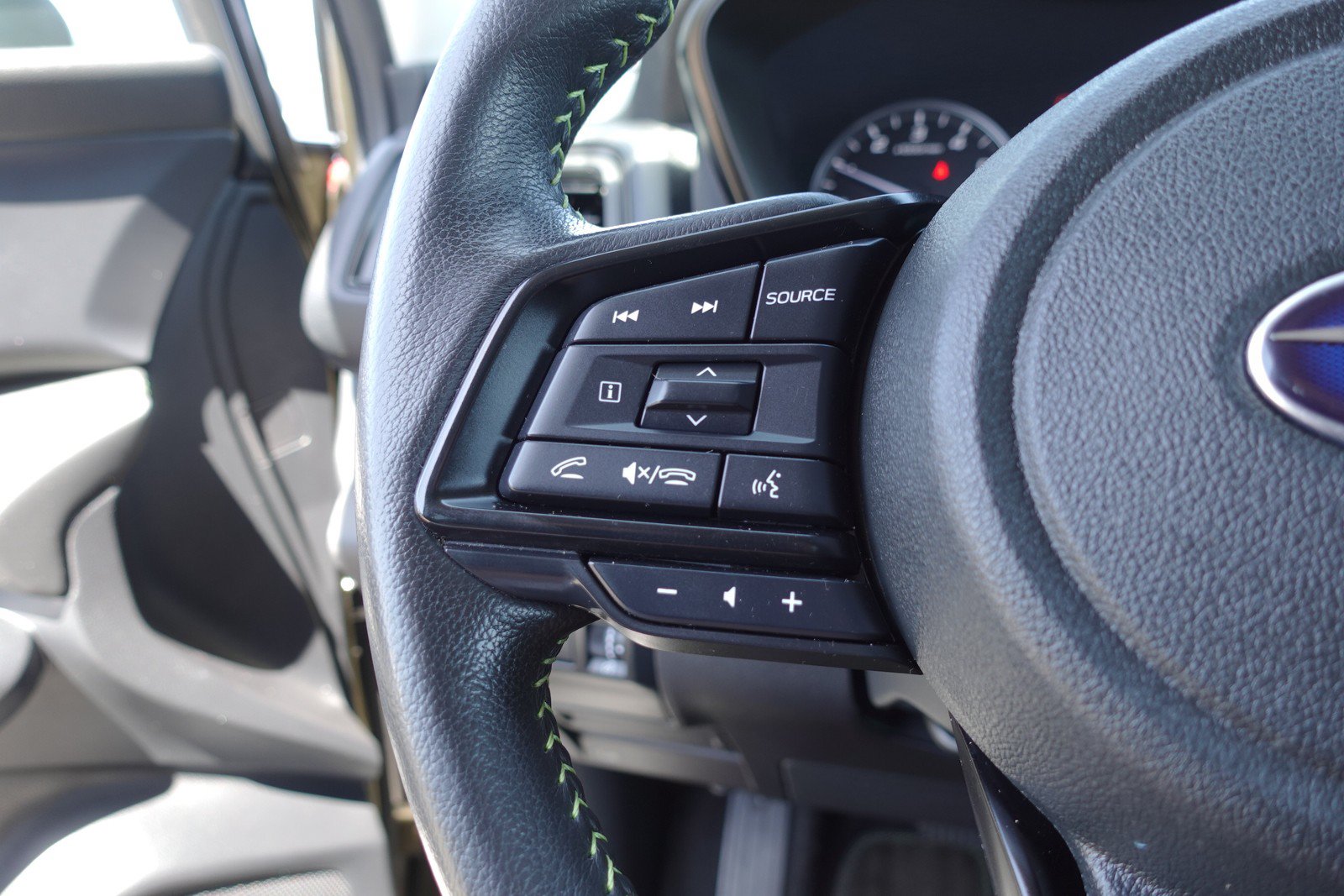 Used 2023 Subaru Ascent Onyx Edition Limited AWD/4WD image 14