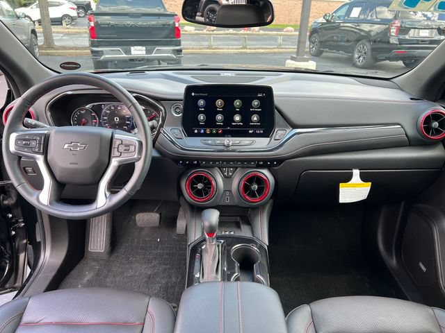 Certified 2024 Chevrolet Blazer RS w/ Enhanced Convenience Package FWD image 12