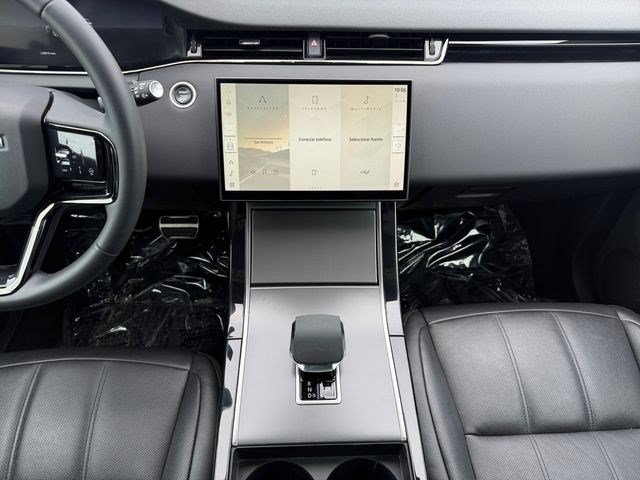 Used 2024 Land Rover Range Rover Evoque Dynamic SE AWD/4WD image 15