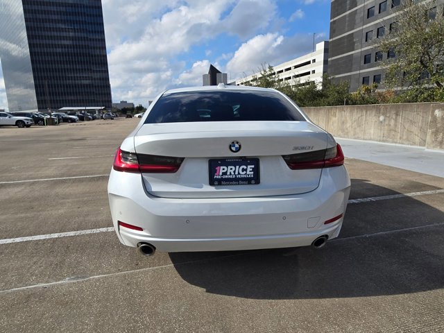 Used 2023 BMW 330i Sedan w/ Convenience Package image 6