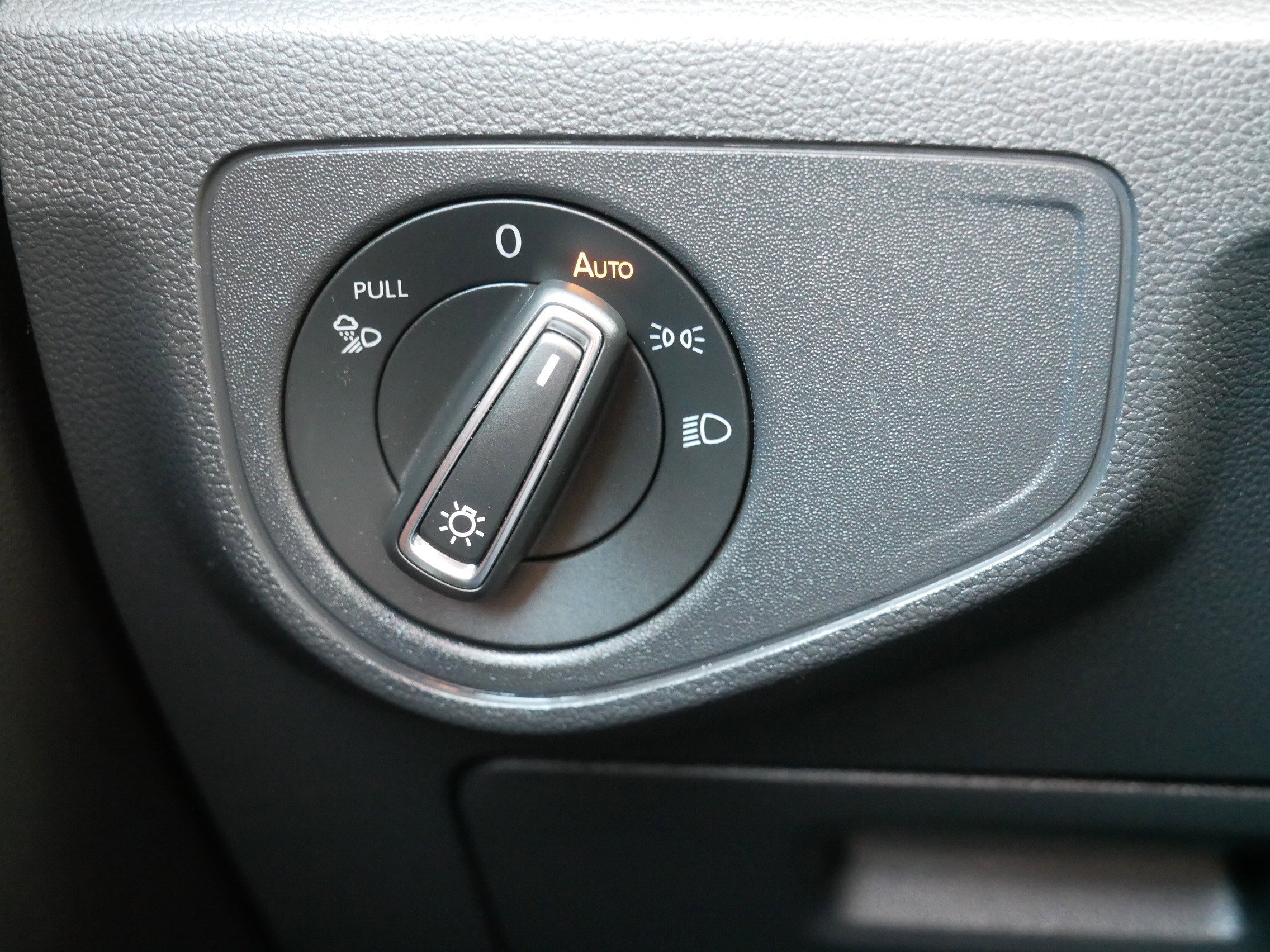 Used 2021 Volkswagen Atlas SEL Premium image 26