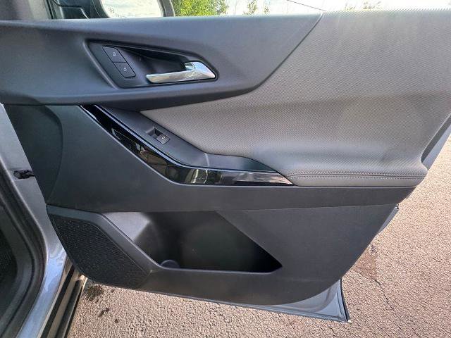 New 2026 Chevrolet Equinox LT w/ Convenience Package II image 19