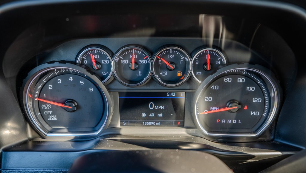 Used 2019 Chevrolet Silverado 1500 LT w/ Convenience Package RWD image 19