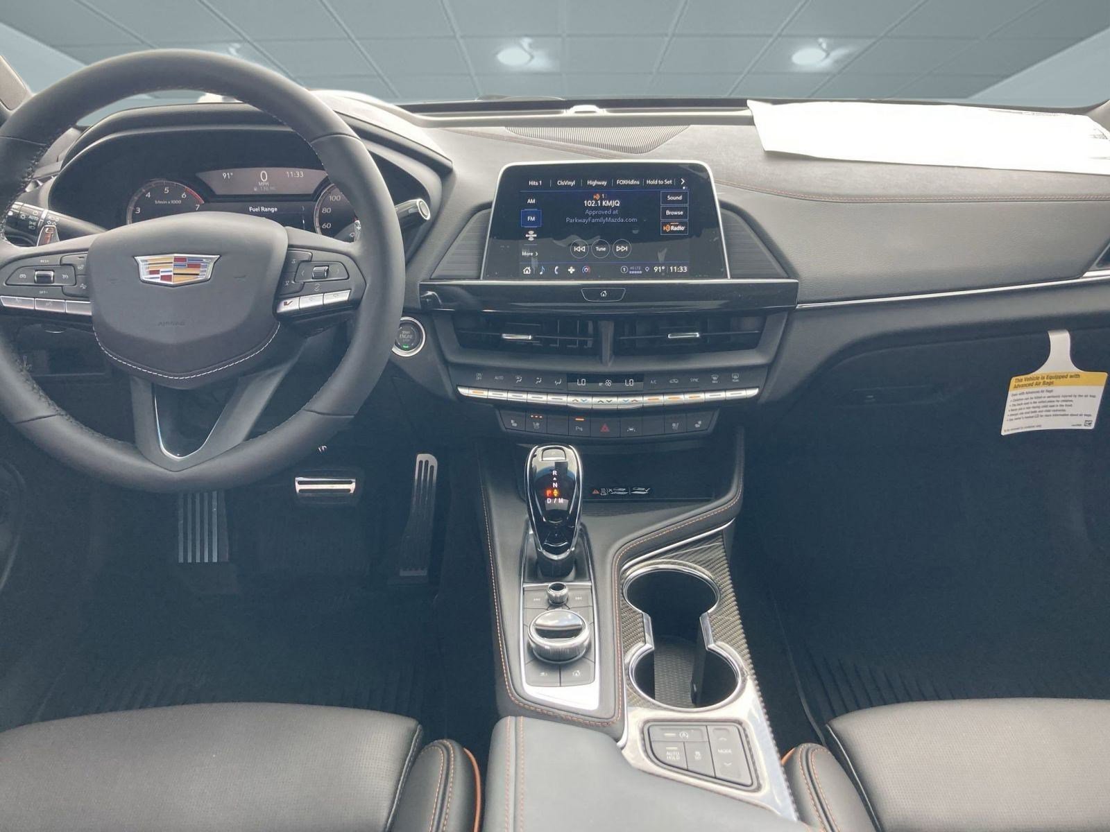 New 2025 Cadillac CT4 V image 4