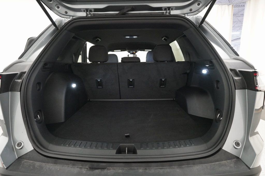 Certified 2025 Chevrolet Equinox LT image 10