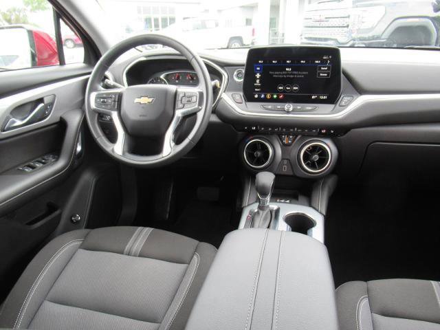 Certified 2024 Chevrolet Blazer LT w/ Convenience Package FWD image 13
