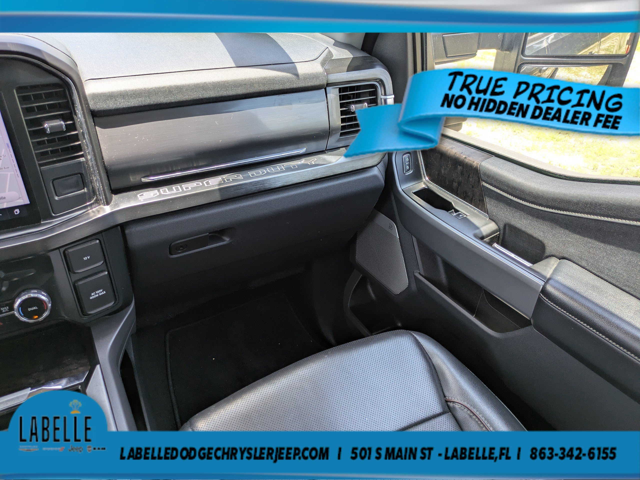 Used 2023 Ford F250 4x4 Crew Cab Super Duty image 17