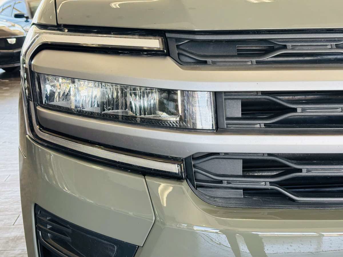 Used 2024 Ford Expedition Max XLT AWD/4WD image 19