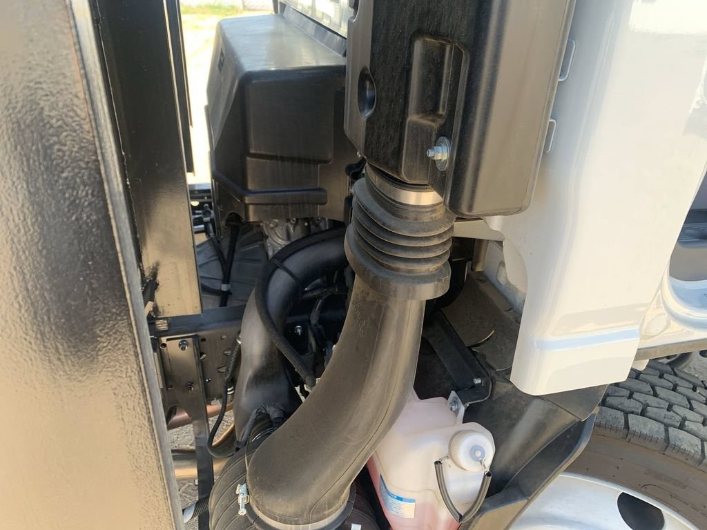 New 2025 Chevrolet Low Cab Forward RWD image 28