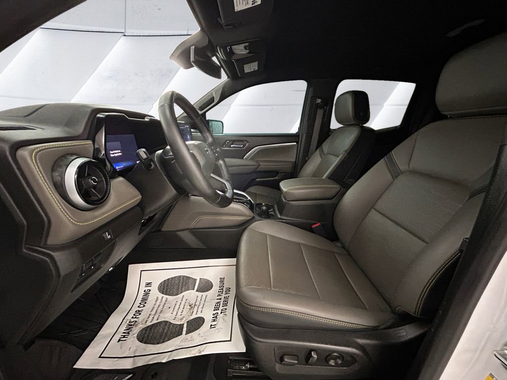 Used 2024 Chevrolet Colorado ZR2 w/ ZR2 Convenience Package III image 7