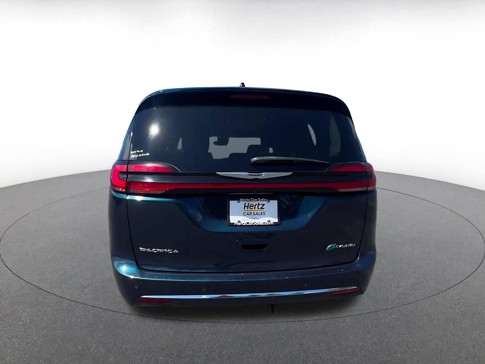 Used 2023 Chrysler Pacifica Touring-L FWD image 12