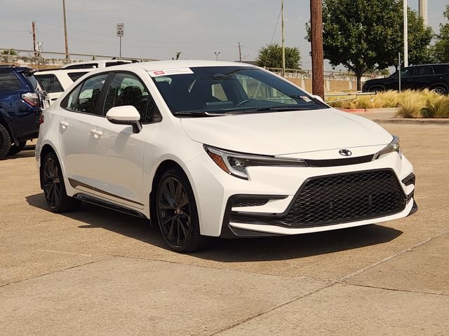 Used 2023 Toyota Corolla SE FWD image 2