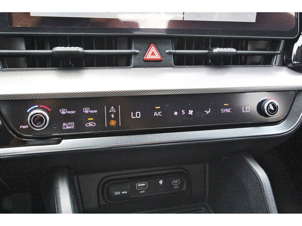 Used 2023 Kia Sportage SX image 24