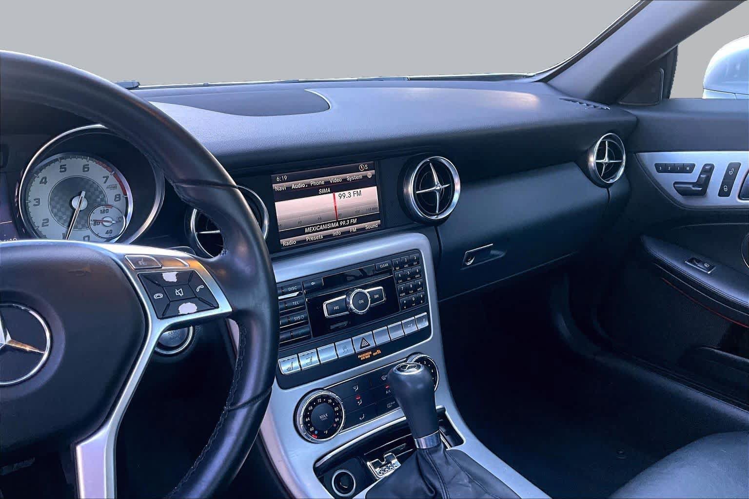 Used 2013 Mercedes-Benz SLK 250 image 7