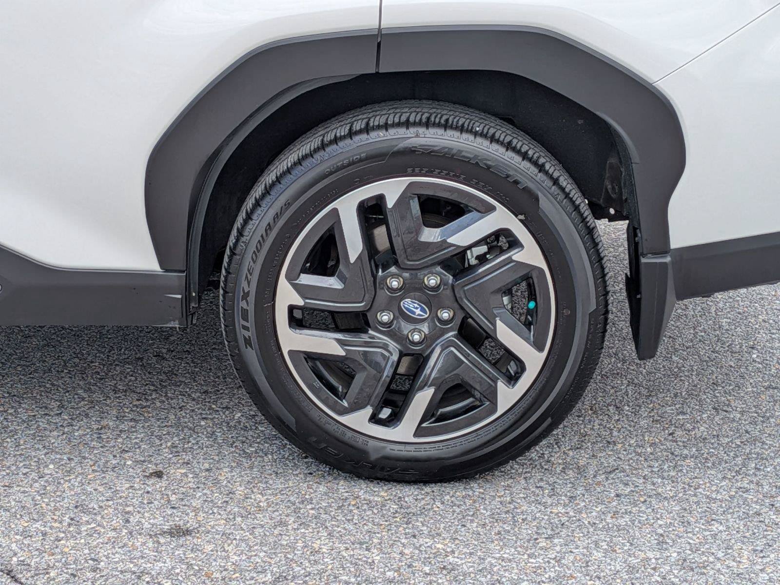 Used 2025 Subaru Forester Limited w/ Protection Package (1PH) AWD/4WD image 9