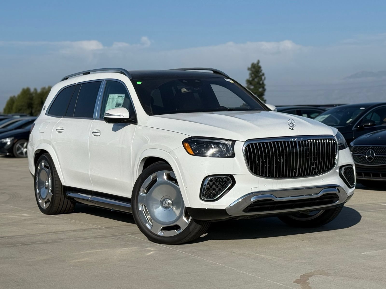 New 2026 Mercedes-Benz Maybach GLS 600 4MATIC image 2