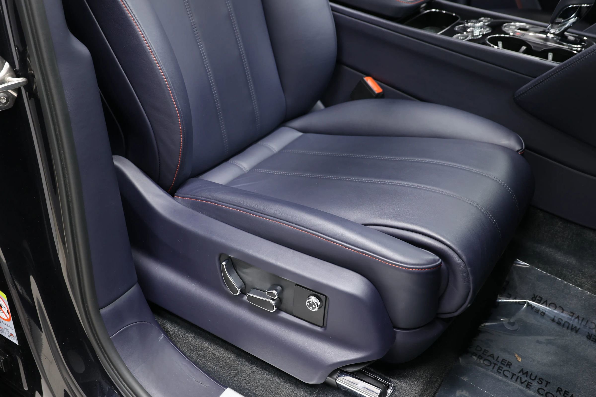 Used 2019 Bentley Bentayga AWD/4WD image 94