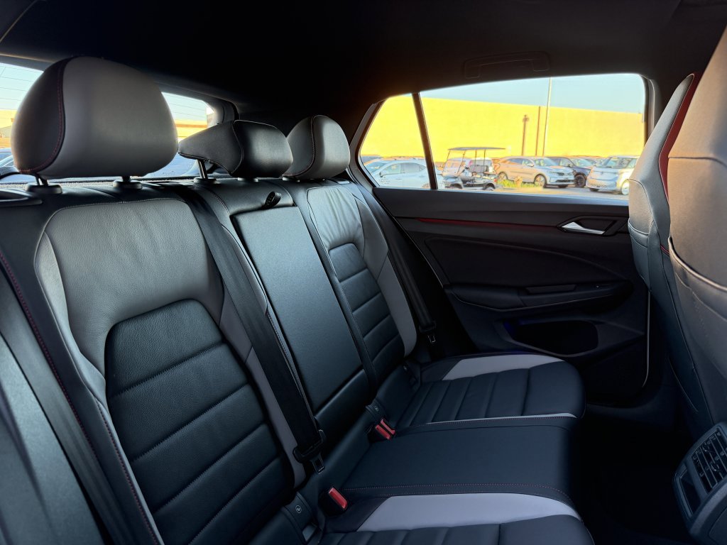 Used 2022 Volkswagen GTI SE w/ SE Leather Package image 40