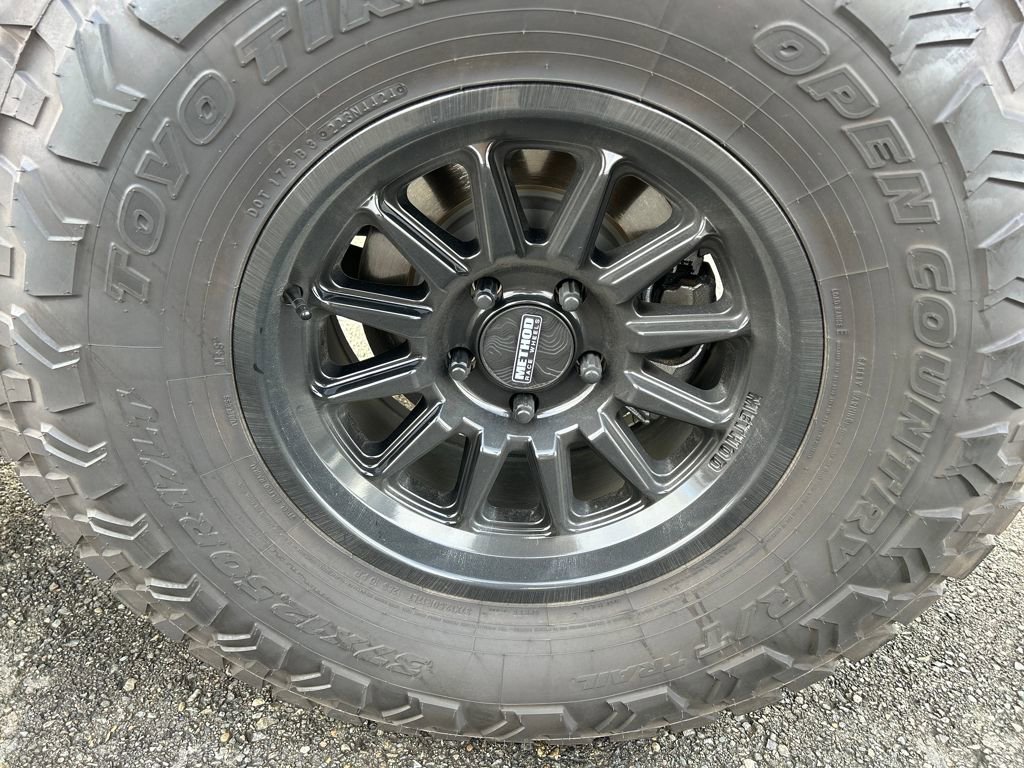 Used 2023 Jeep Wrangler Unlimited Rubicon w/ Steel Bumper Group image 13