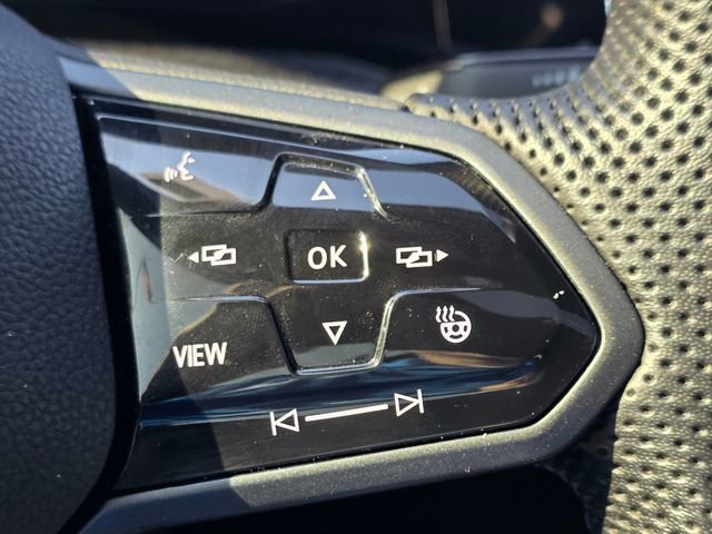 Used 2023 Volkswagen Golf R image 12