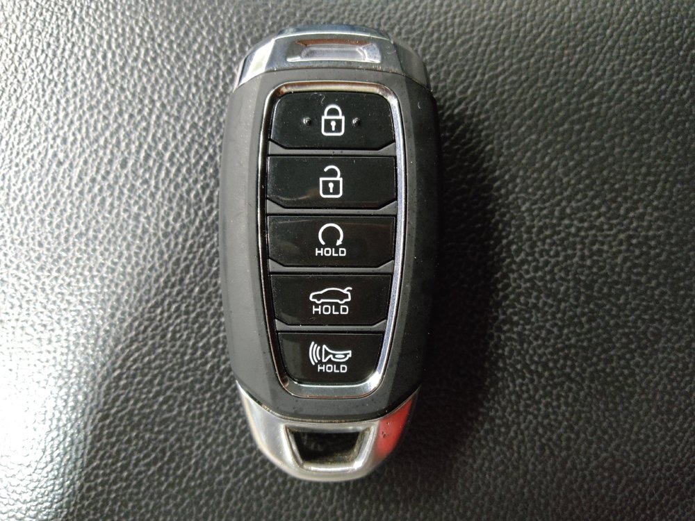 Used 2021 Hyundai Elantra SEL FWD image 32