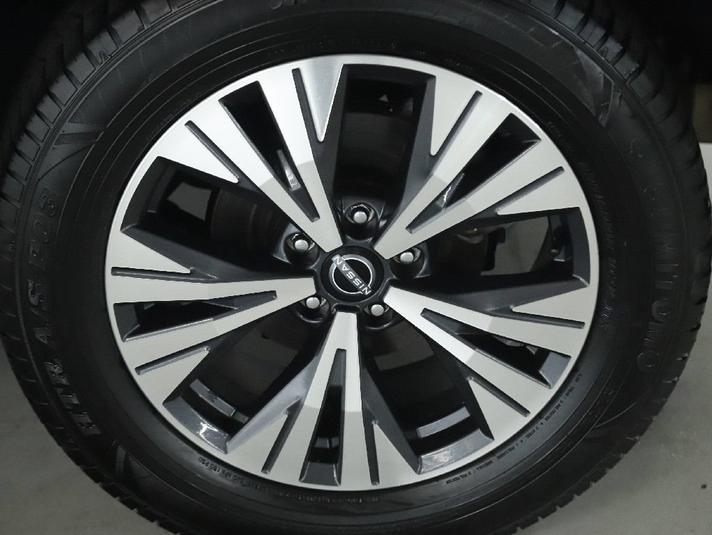 Used 2023 Nissan Rogue SV AWD/4WD image 39