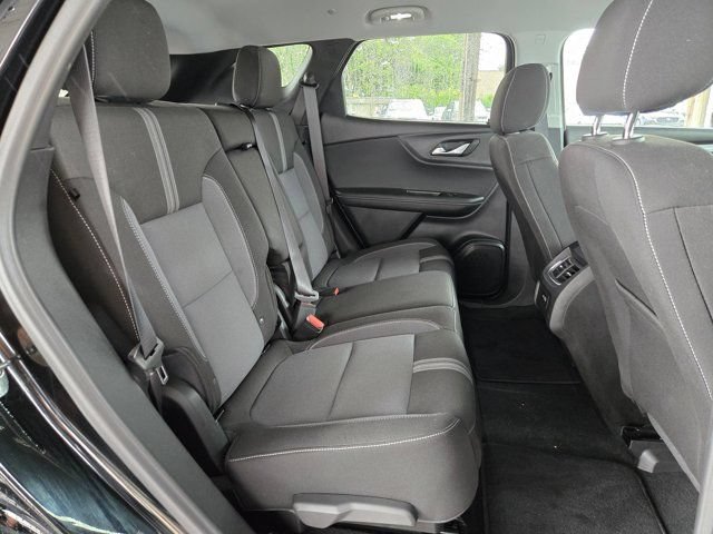 Used 2025 Chevrolet Blazer LT FWD image 26