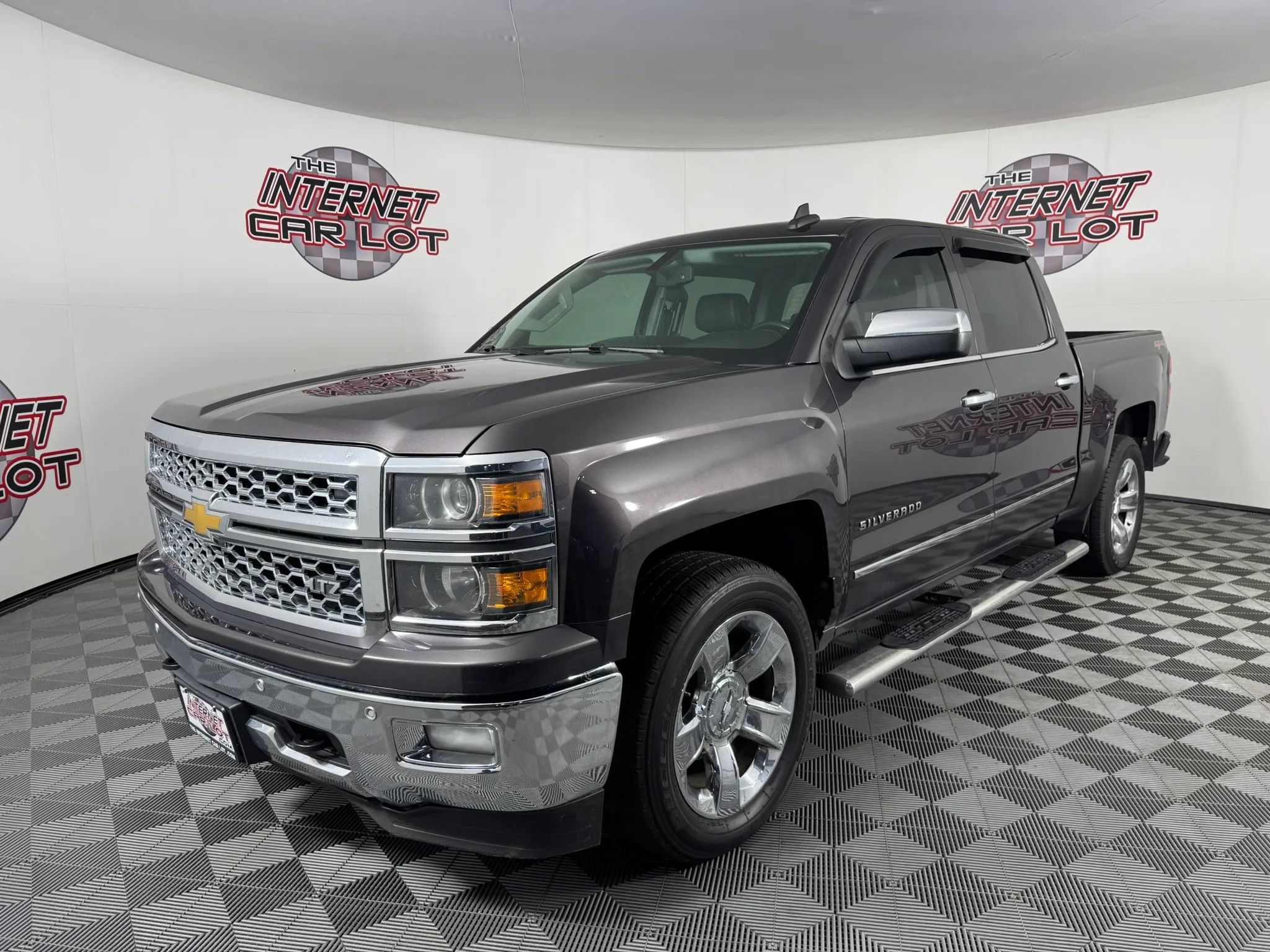 Used 2015 Chevrolet Silverado 1500 LTZ w/ LTZ Plus Package AWD/4WD image 3