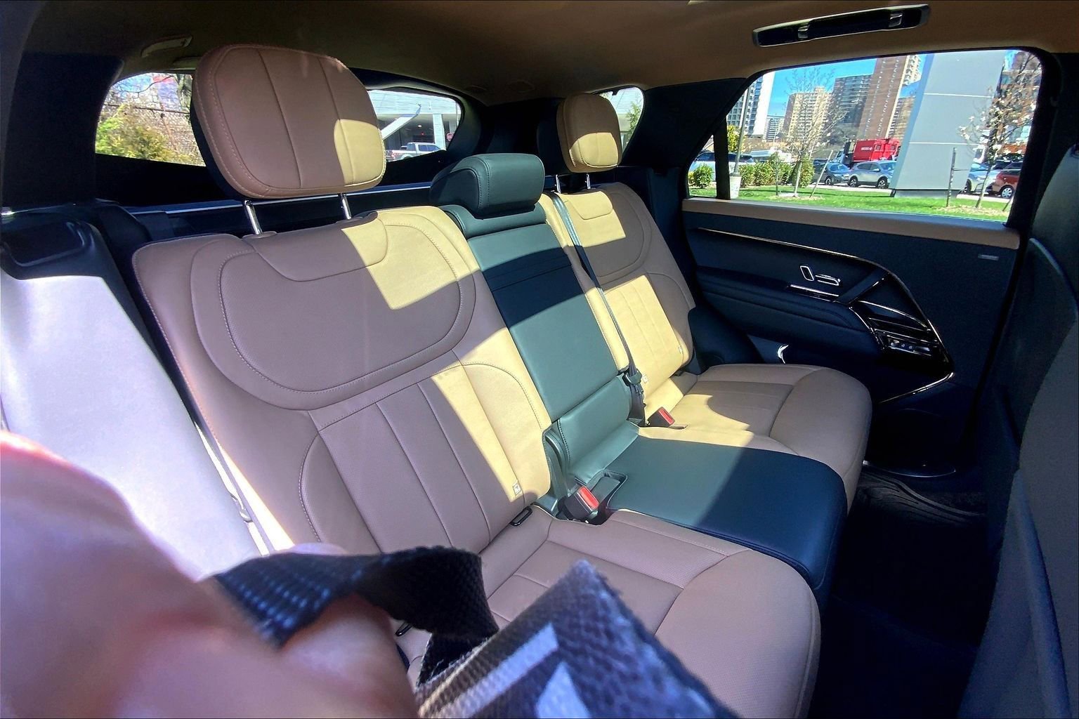 Used 2025 Land Rover Range Rover Sport Dynamic SE image 19