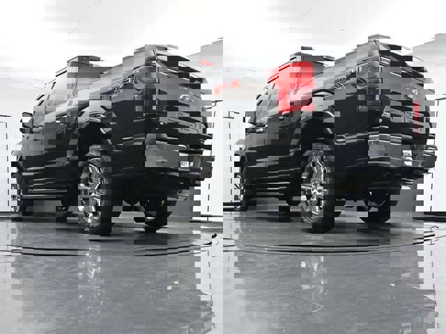 Used 2020 Ford F150 Lariat image 29