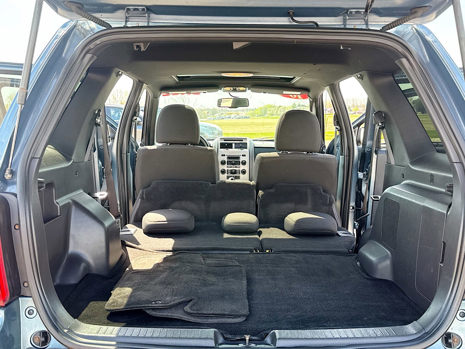 Used 2010 Ford Escape XLT AWD/4WD image 7