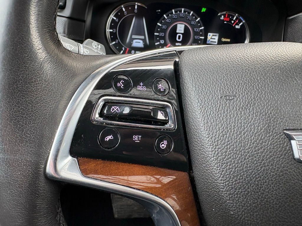 Used 2020 Cadillac Escalade Premium Luxury image 28