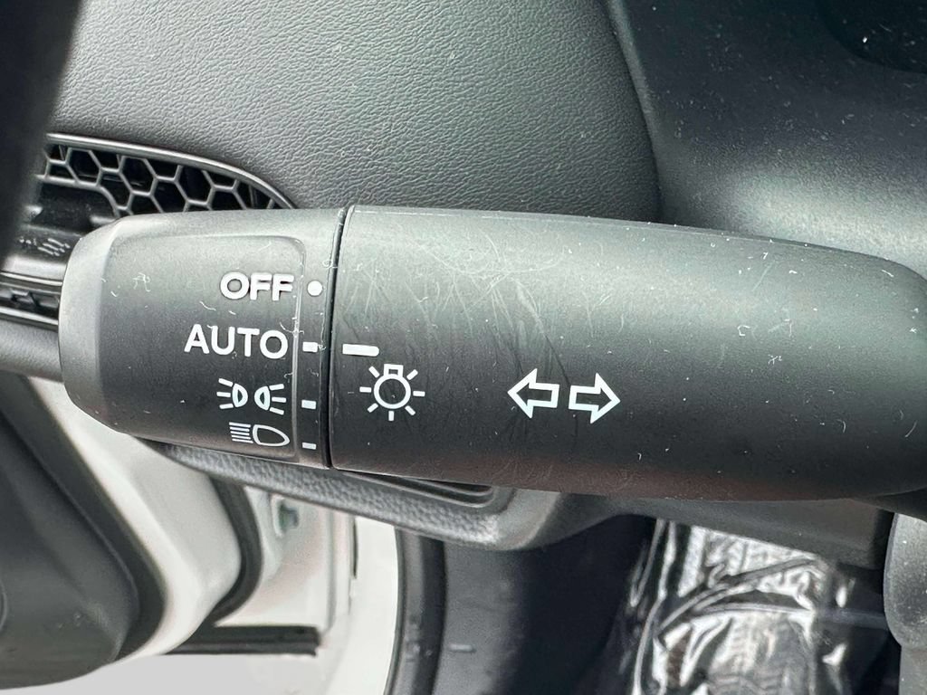 Certified 2026 Honda HR-V LX image 20