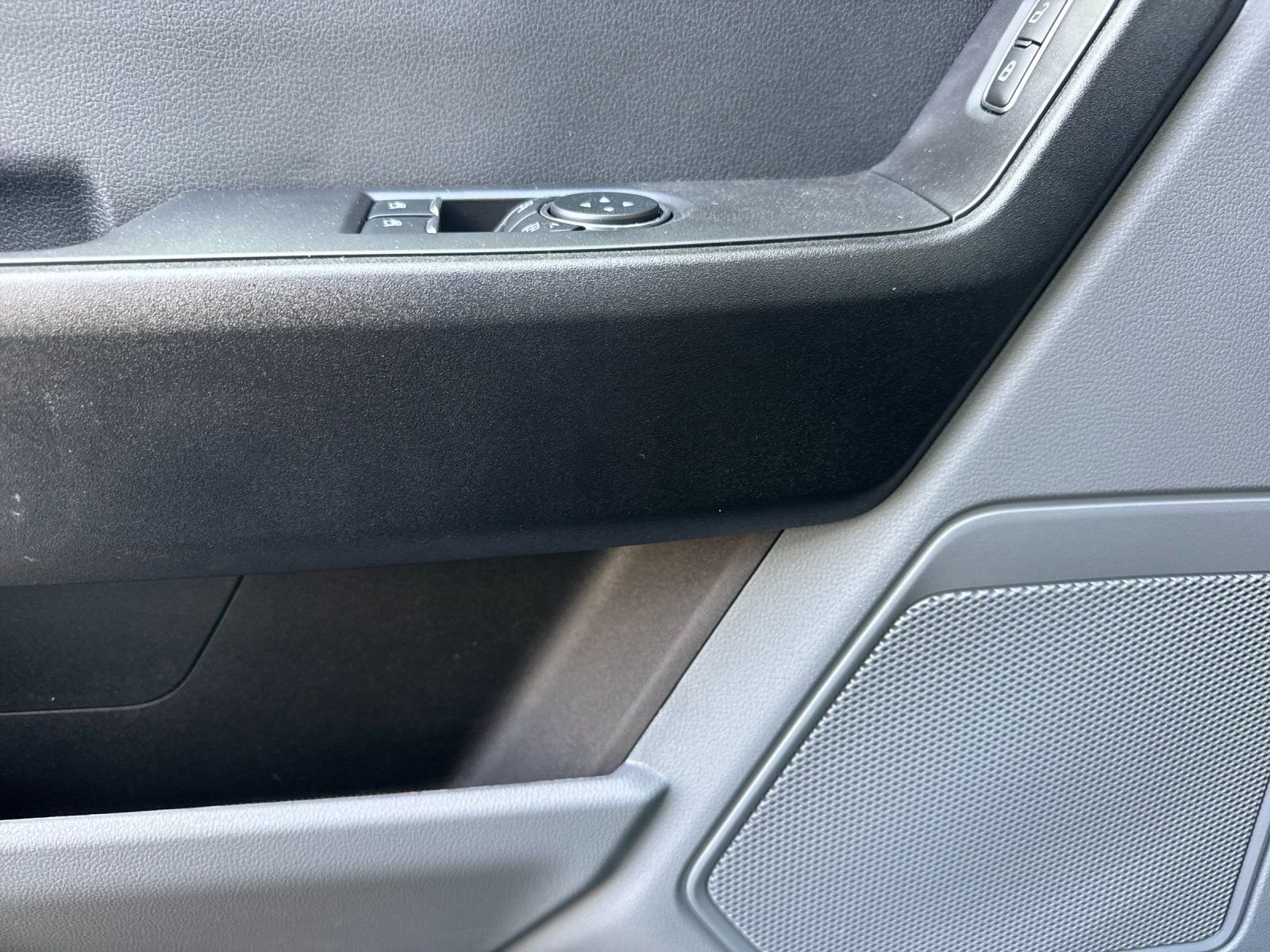 New 2025 Ford F550 4x4 Regular Cab Super Duty image 10