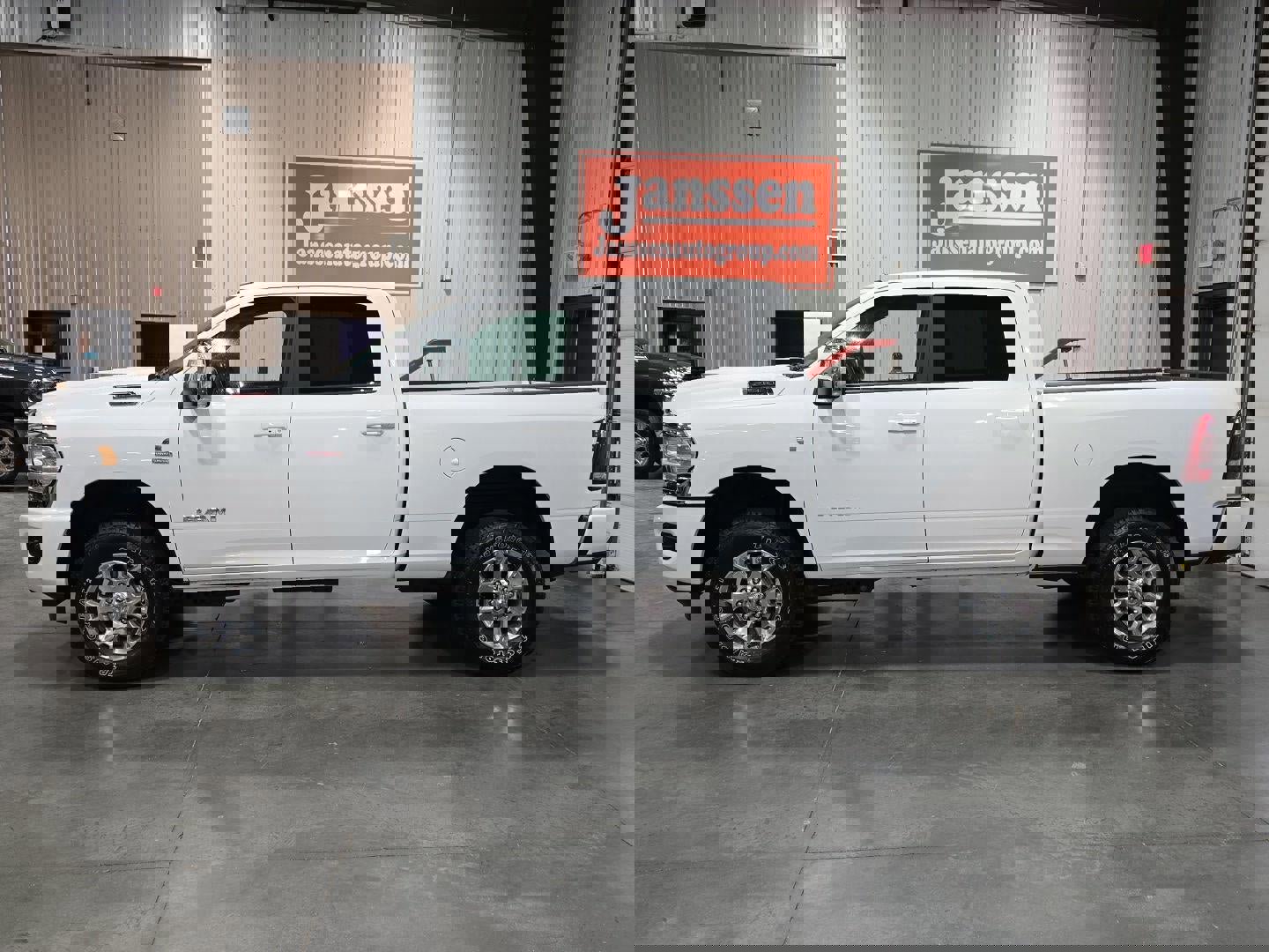 Used 2024 RAM 2500 Laramie image 2
