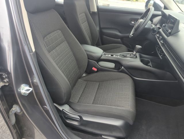 Certified 2024 Honda HR-V LX image 33