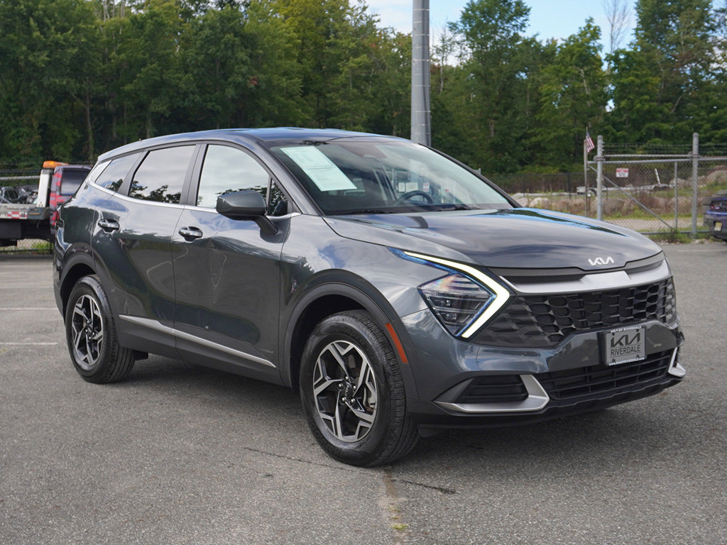 Used 2024 Kia Sportage LX AWD/4WD image 43