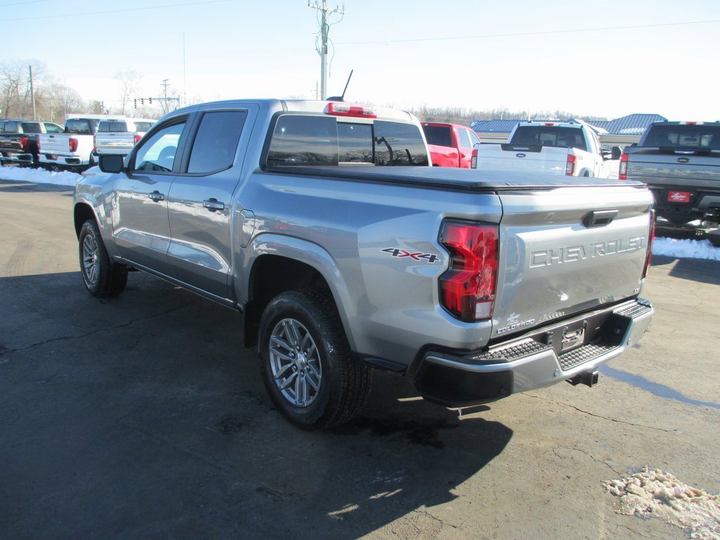 Certified 2024 Chevrolet Colorado LT w/ LT Convenience Package II image 9