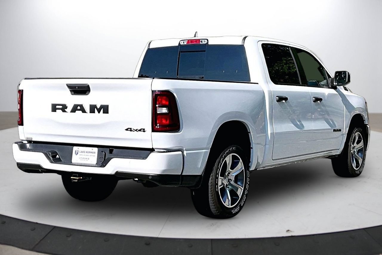 Certified 2025 RAM 1500 Tradesman AWD/4WD image 9