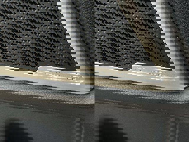 Used 2022 Kia Telluride EX w/ EX Premium Package image 28