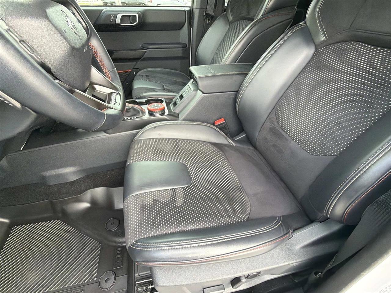 Used 2025 Ford Bronco Raptor image 13